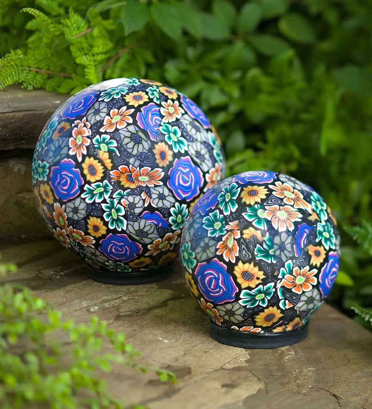 VivaTerra Clay Lighted Globes