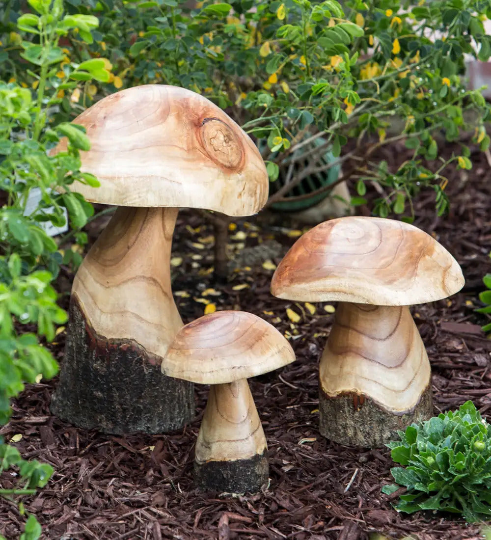 VivaTerra Indoor/ Outdoor Pinewood Mushroom Sculptures, Set of 3