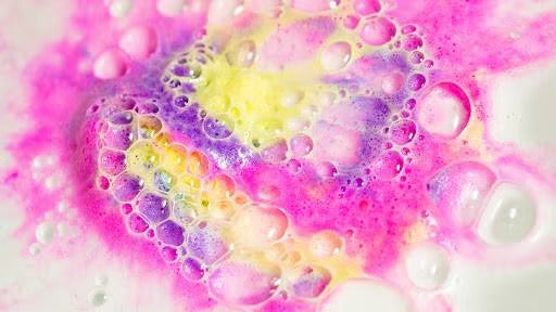 Lush Unicorn Poop Bath Bomb